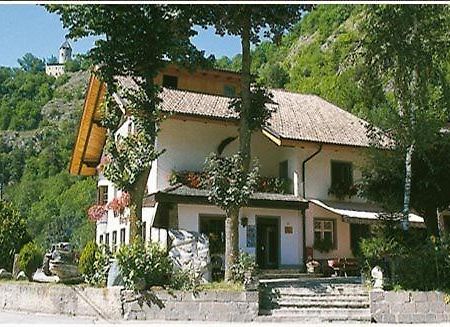 Burgfrieden Hotel Sterzing Buitenkant foto